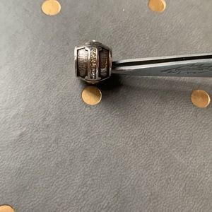 Brighton Alphabet “I” Bead